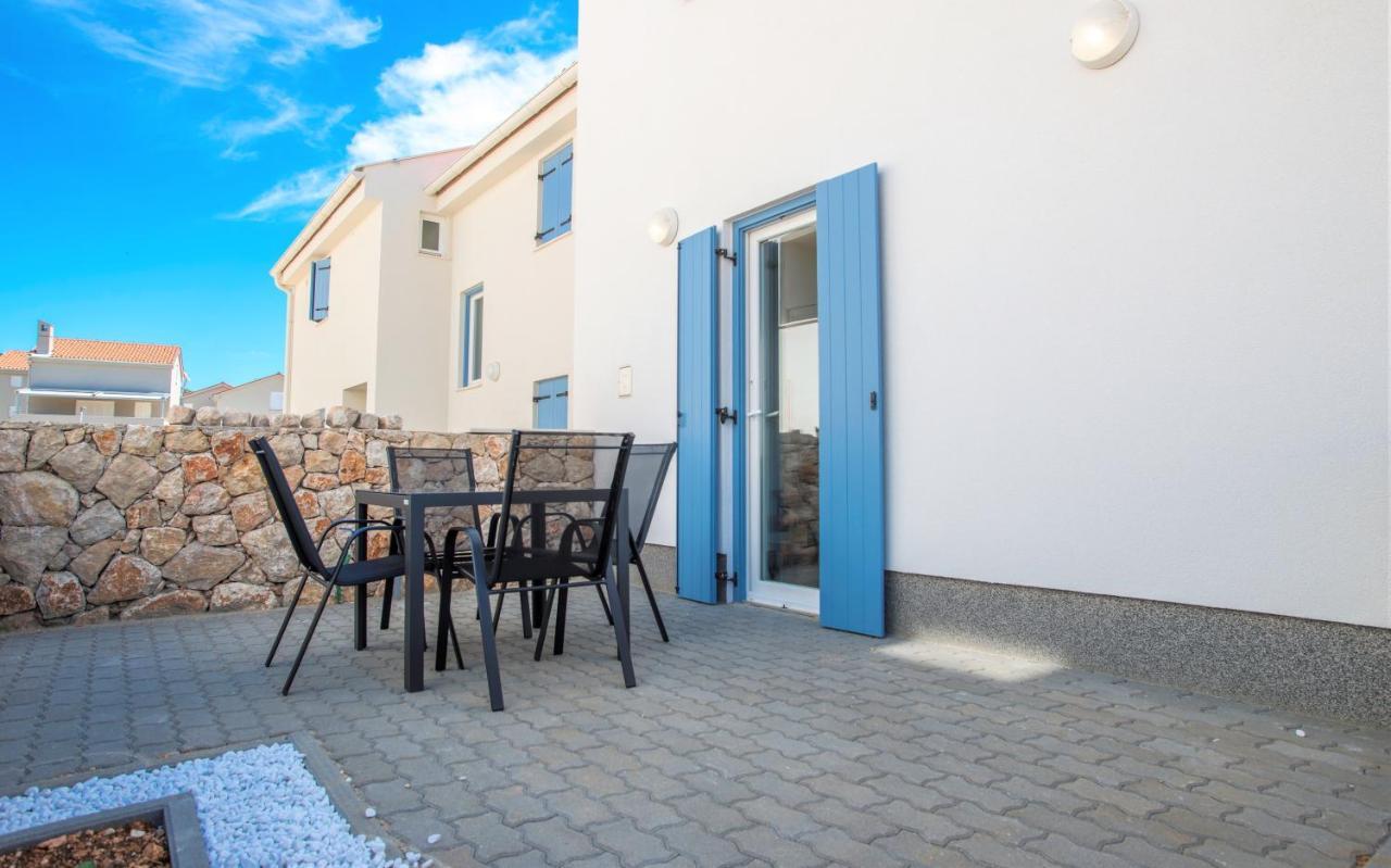 Best Island View Cres Exterior photo